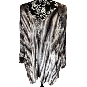 Rock & Republic size  0X black & white tie dye oversized top 3/4 sleeves